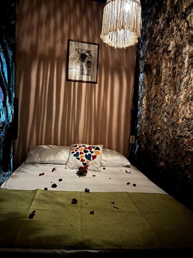Hostel 35 Valladolid  Ngoại thất bức ảnh
