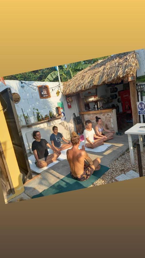 Hostel 35 Valladolid  Ngoại thất bức ảnh